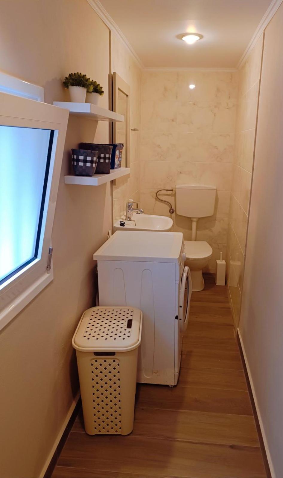 G.S. Apartment Мастрихари Екстериор снимка